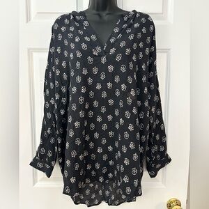 Navy patterned lightweight tunic!
